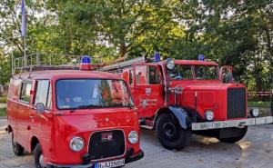 Oldtimer-Parade und Motorradtreff am INTERSCHUTZ-Abschlusstag