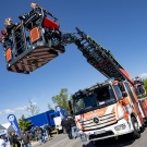 Ausstellung eines Einsatzfahrzeuges auf der Rettmobil im Außenbereich.