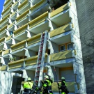 starke Rauchentwicklung aus der Brandwohnung