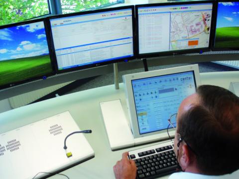 Leiststellenarbeit ist anstrengende Bildschirmarbeit.