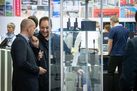 Zwischen Ausstellern, Experten und Besuchern findet auf der PMRExpo ein reger...