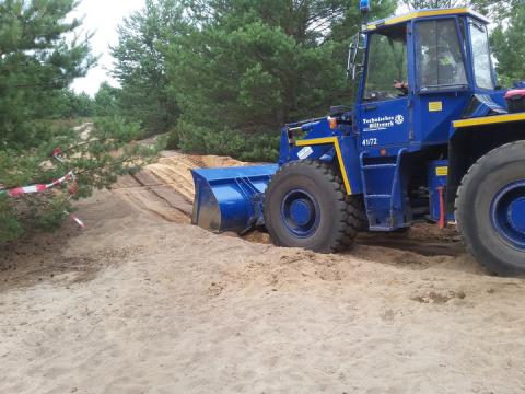 THW-Einsatzkräfte ebneten Weg zur Brandstelle in der Heide.
