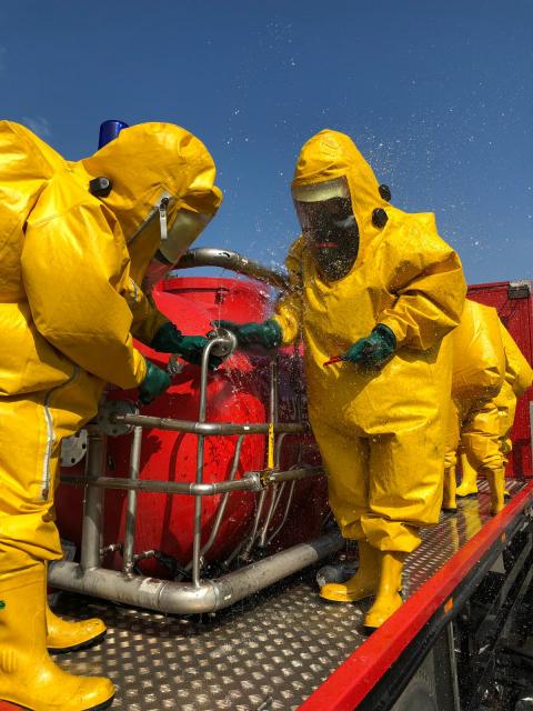 CSA Schutzanzüge wurden bei der CBRN-Übung getragen.