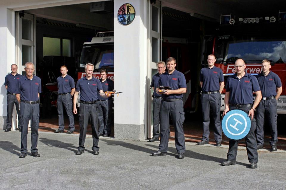 Sondereinheit Drohne - ferngesteuerte Helfer unterstützen die Feuerwehr...