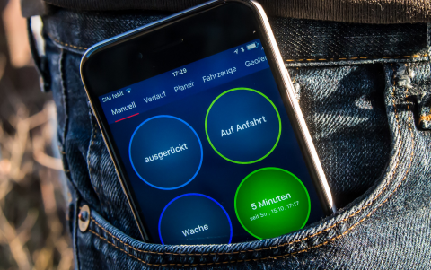 Eingabe der persönlichen Verfügbarkeit – dies kann manuell per App, Anruf...