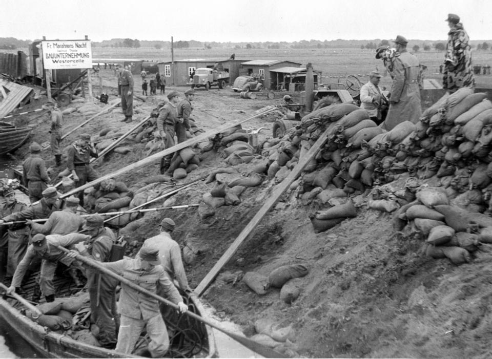 Einsatz bei der Sturmflut 1962 in Hamburg