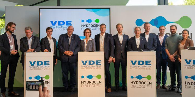 VDE Whitepaper zur Wasserstoffwirtschaft: Jetzt Weichen für erfolgreiche...