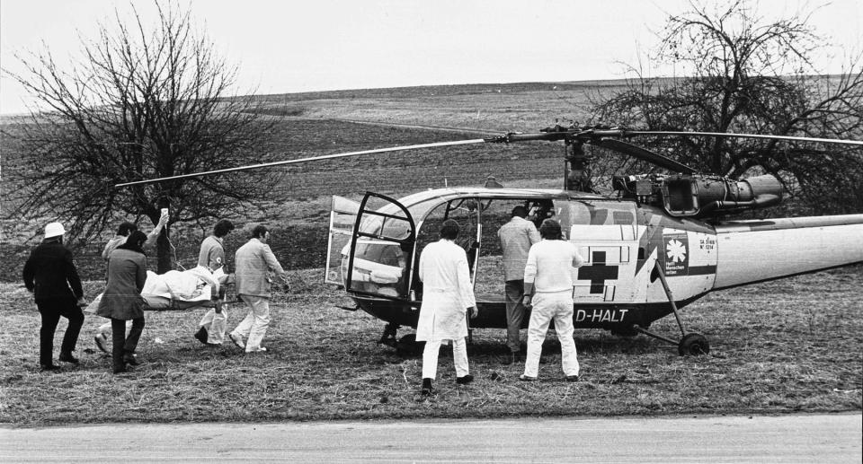 Schon 1974 galt: Luftrettung ist Teamarbeit. Bis heute arbeiten die Besatzungen...