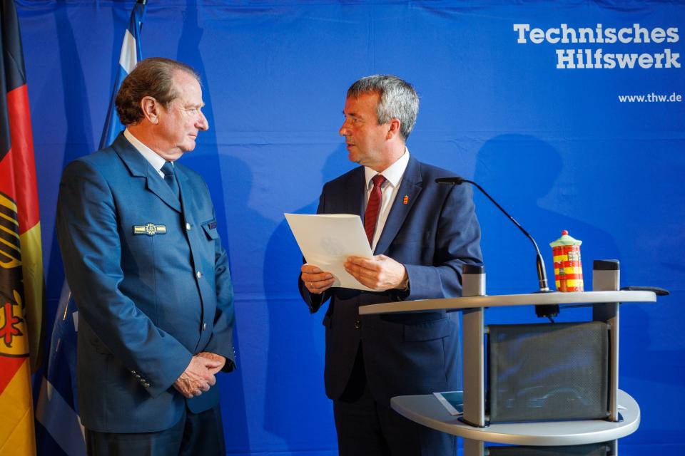 Gerd Friedsam, THW-Präsident, und Johann Saathoff, Parlamentarischer...