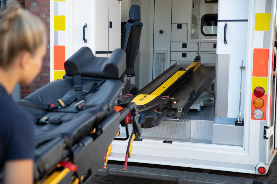 Besser aus Erfahrung: der neue WAS Hydro Universal Ambulanztisch.