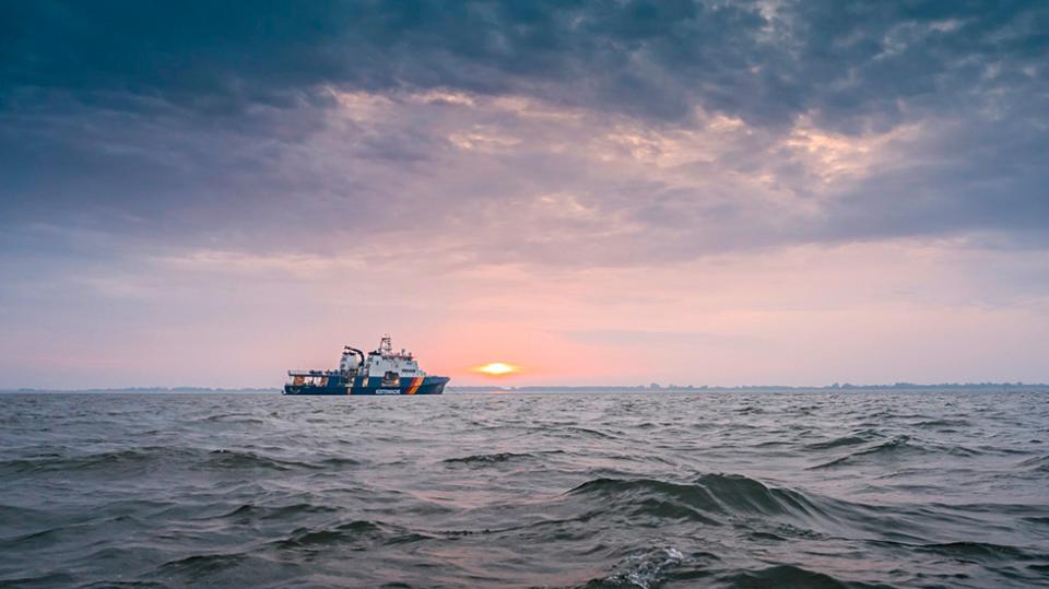 Das Einsatzschiff der Potsdam-Klasse, die BP 83 BAD DÜBEN auf der Nordsee.