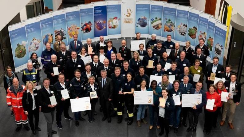 Förderpreis „Helfende Hand“ 2023 verliehen