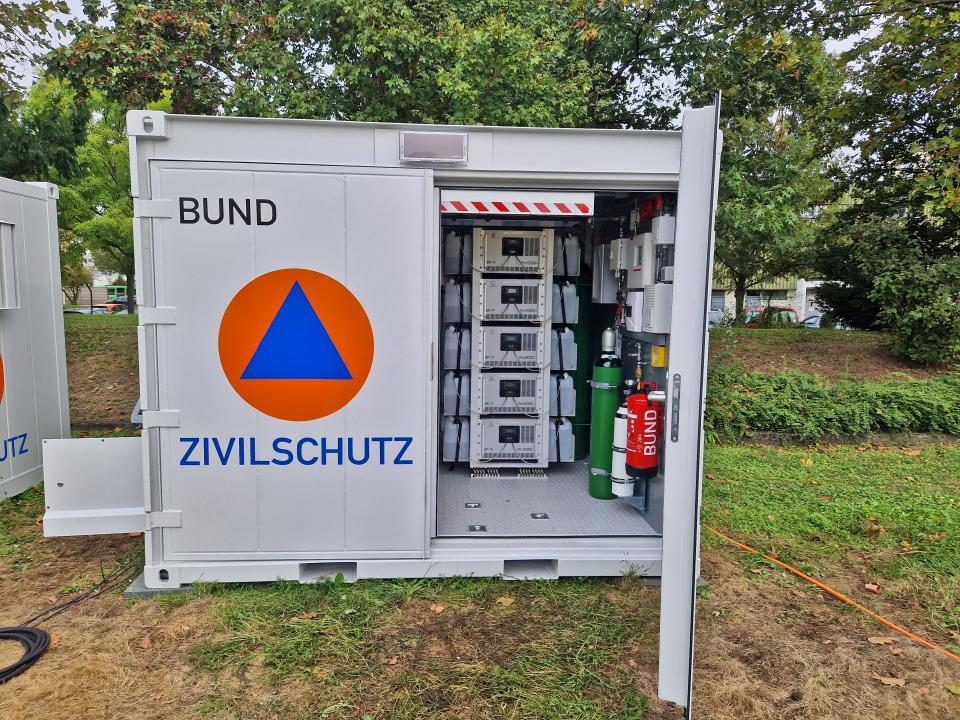 Energiecontainer für autarke & hybride Notstromversorgung im Zivil- und...