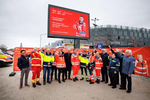 15.12.2023, Erlangen: Helfernetz-Kampagne #MehrAlsPflicht.