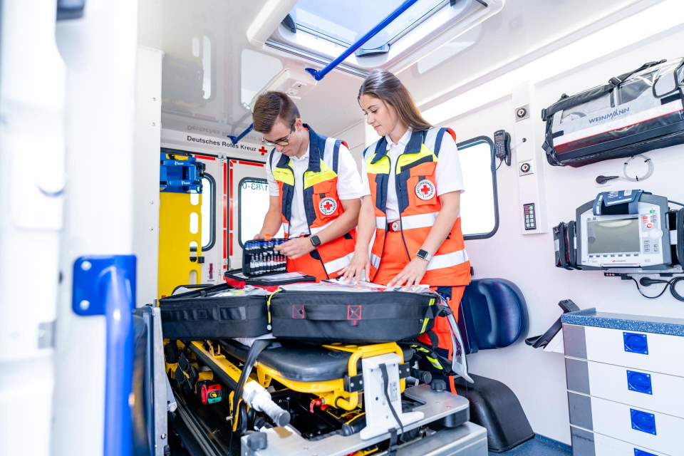 Beruf Lebensretterin: Girlsday im DRK-Rettungsdienst