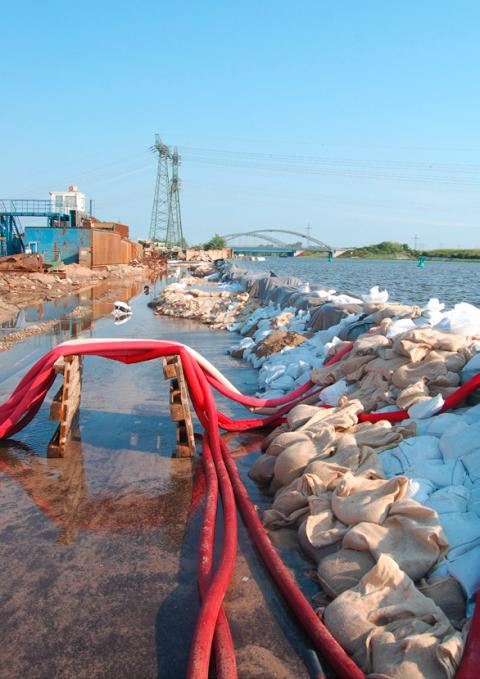 Broschüre zur Hochwasserpartnerschaft Elbe