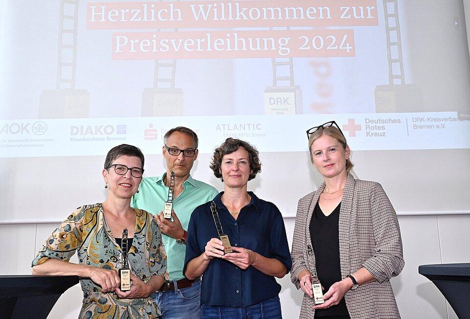 DRK-Medienpreis 2024 verliehen: Preisträgerinnen und Preisträger in vier...