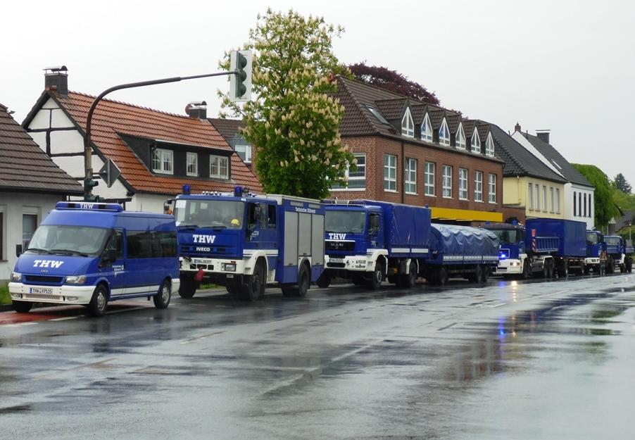 Zum Einsatzort in Haltern am See rückten insgesamt neun THW-Ortsverbände mit...