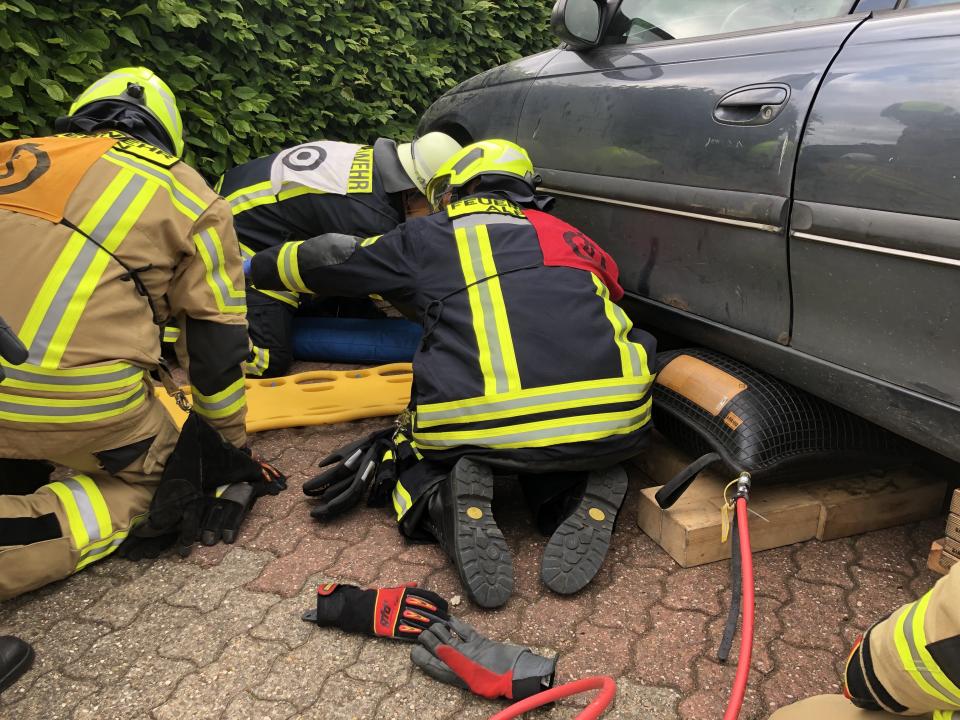 Truppmann-Lehrgang Fahrerrettung